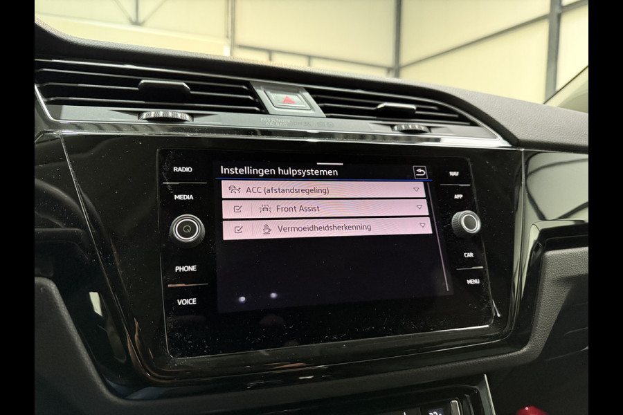 Volkswagen Touran 7p 1.5 TSI 150pk DSG Highline | ACC | Full Led