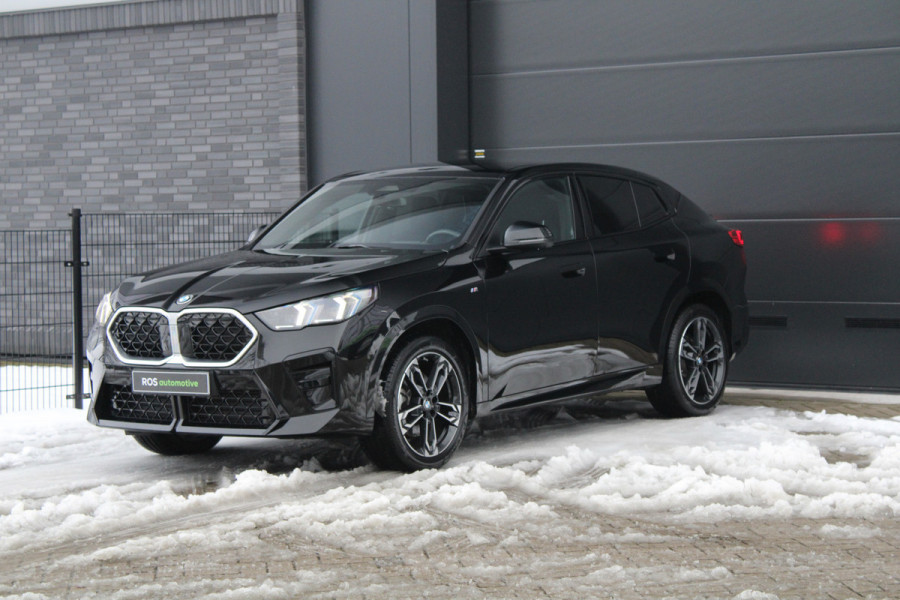 BMW X2 sDrive20i | BTW | M-SPORT | 360 CAMERA | HUD | KEYLESS | SPORTSTOELEN |