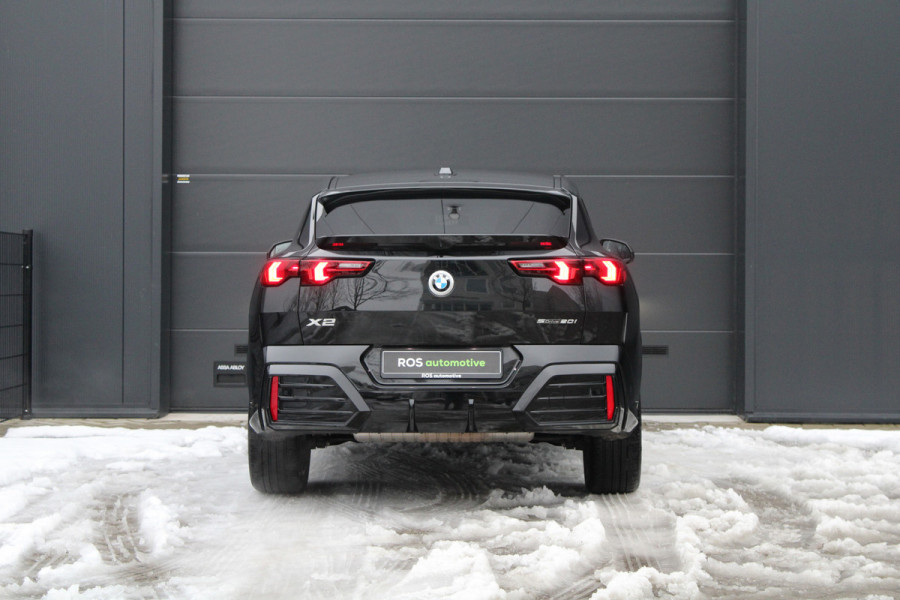BMW X2 sDrive20i | BTW | M-SPORT | 360 CAMERA | HUD | KEYLESS | SPORTSTOELEN |