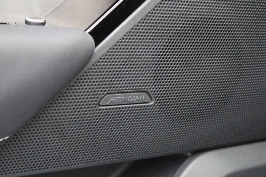 Land Rover Range Rover Velar 2.0 P400e R-Dynamic S | BTW | PANO | MERIDIAN | 360 | HUD | STUURVERW |