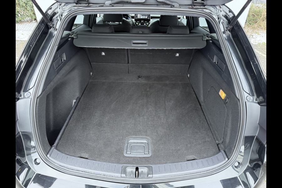 Toyota Corolla Touring Sports 2.0 Hybrid Team D | CarPlay | ACC | Camera | LED | DAB+ | 17 inch