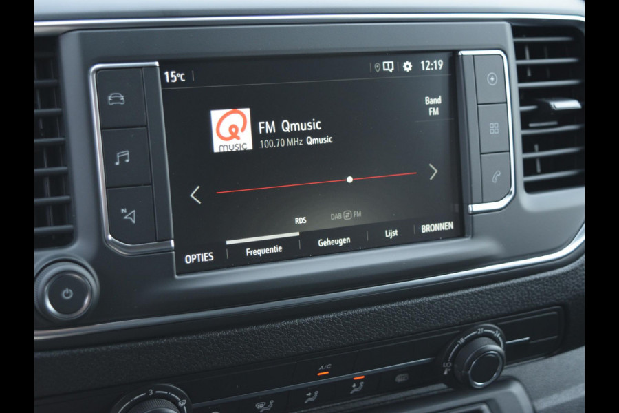 Opel Vivaro Electric L3 75 kWh | tot 8 jaar garantie | navigatie incl. Apple Carplay | airco | parkeersensoren | e-Call pakket | Comfort stoelen | rijklaarprijs