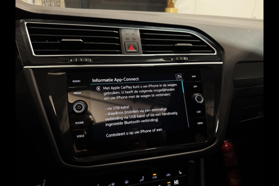 Volkswagen Tiguan 1.5 TSI 3x R-line|PANO|360 CAM|IQ|KEYLESS|SFEER|BOMVOL!