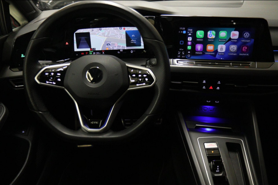 Volkswagen Golf 1.4 eHybrid GTE / PANO/HUD/IQLIGHT/MEM/CARPLAY/VOL