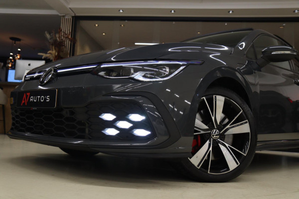 Volkswagen Golf 1.4 eHybrid GTE / PANO/HUD/IQLIGHT/MEM/CARPLAY/VOL