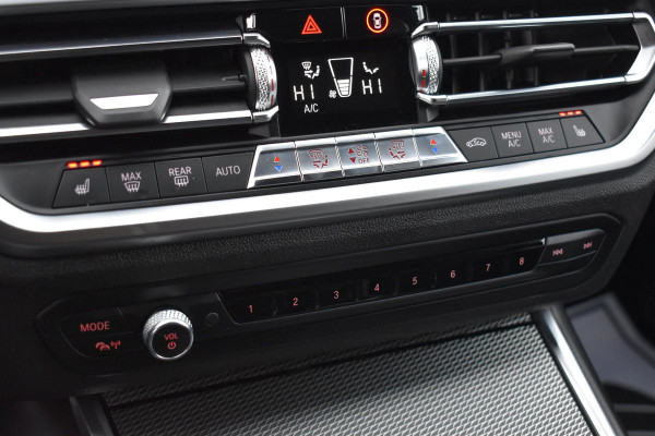 BMW 3 Serie Touring M340i xDrive Executive Camera360 Harman/Kardon Sfeerverlichting