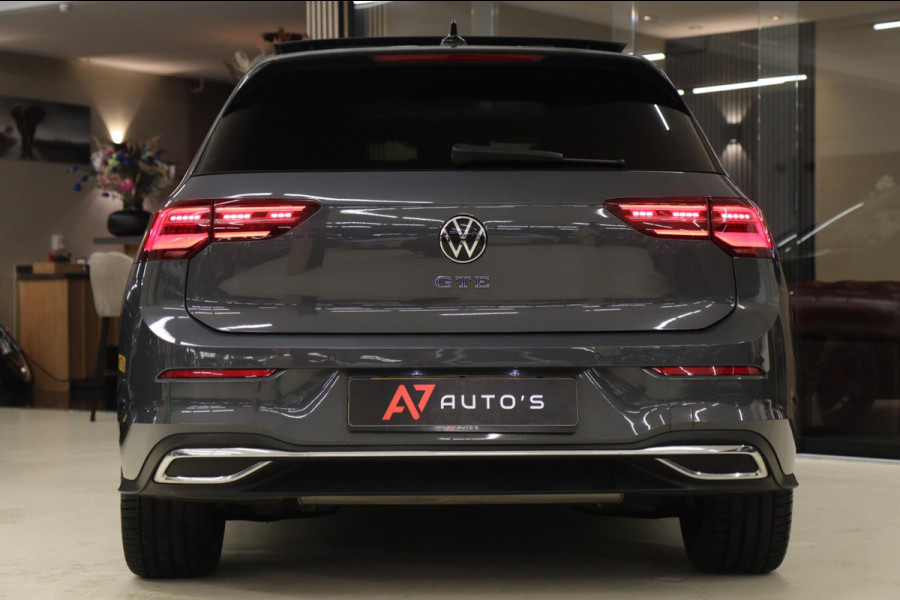 Volkswagen Golf 1.4 eHybrid GTE / PANO/HUD/IQLIGHT/MEM/CARPLAY/VOL