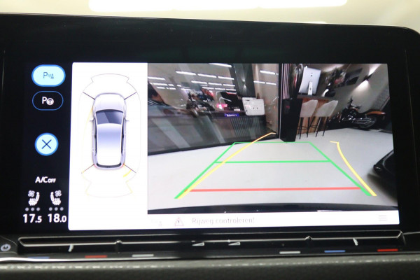 Volkswagen Golf 1.4 eHybrid GTE / PANO/HUD/IQLIGHT/MEM/CARPLAY/VOL