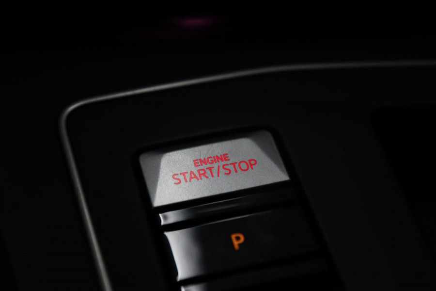 Volkswagen Golf 2.0 TSI GTI CLUBSPORT /PANO/ACC/CAM/CARPLAY/IQ-LIGHT/VOLL