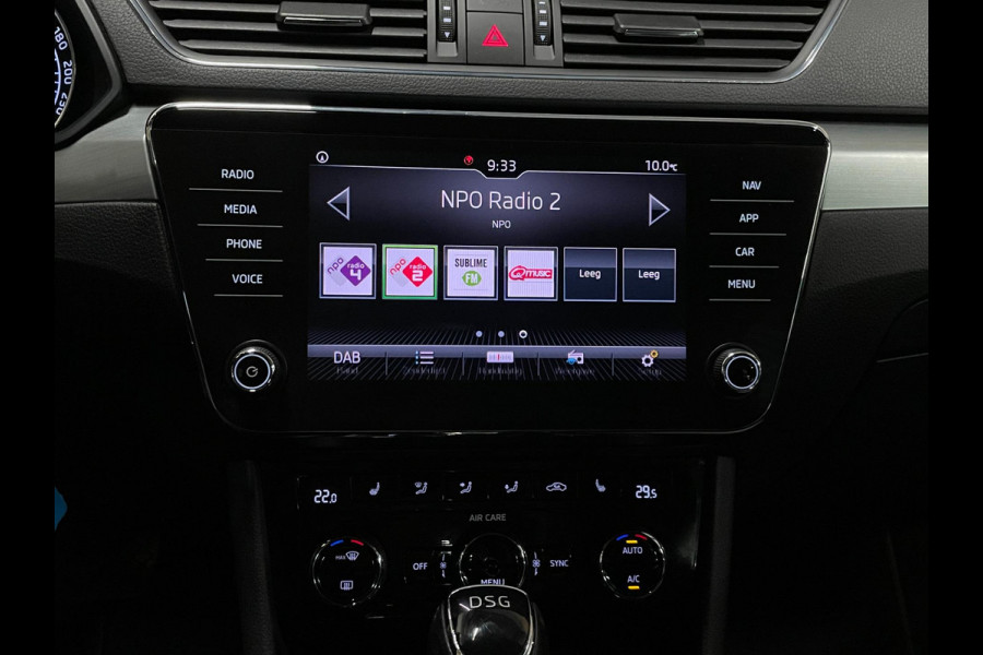 Škoda Superb Combi 1.4 TSI ACT Ambition Business|AUTOMAAT|APPLE CARPLAY|NAVIGATIE|CRUISE, CLIMATE CONTROL|STOELVERW|NL-AUTO|NAP|