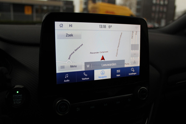 Ford Puma 1.0-155pk EcoBoost Hybrid ST-Line X. Erg mooi, nette, luxe en sportieve Ford Puma ! Autm. airco, stoel-, stuur- en voorraamverw., camera, elektr. achterkl., trekhaak+afneemb. kogel, B&O soundsyst., lane- en side assist, adapt. cruise cntrl, LED verl. etc.