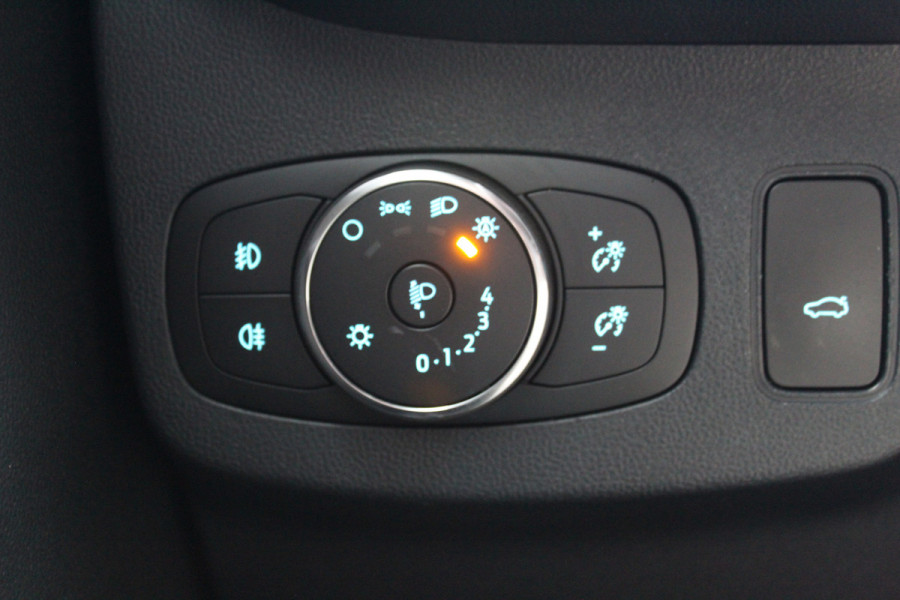 Ford Puma 1.0-155pk EcoBoost Hybrid ST-Line X. Erg mooi, nette, luxe en sportieve Ford Puma ! Autm. airco, stoel-, stuur- en voorraamverw., camera, elektr. achterkl., trekhaak+afneemb. kogel, B&O soundsyst., lane- en side assist, adapt. cruise cntrl, LED verl. etc.