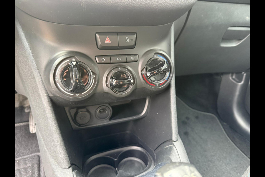 Peugeot 208 1.2 PureTech Signature NAVI | CARPLAY | PDC | AIRCO | NWE APK