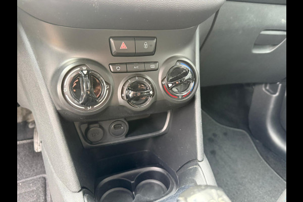 Peugeot 208 1.2 PureTech Signature NAVI | CARPLAY | PDC | AIRCO | NWE APK