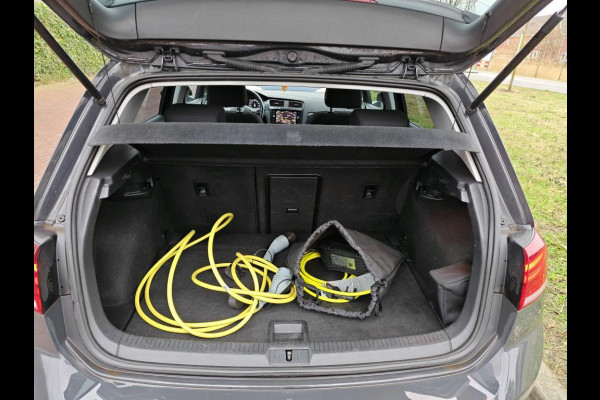 Volkswagen e-Golf E-DITION NL-AUTO | DIGI DASH | NAVI | CAMERA