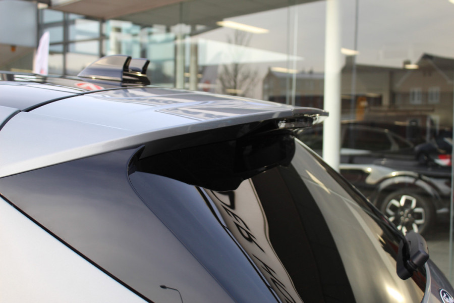 Ford Kuga 2.5-243pk PHEV ST-Line X. Nieuwste model ! Van €. 54.937,- voor €. 43.735,- ! Trekgewicht 2.100kg ! Elektr. panoramadak, Elektr. inklapb. trekhaak, stoel-, stuur- en voorraamverw., lane- en side assist, 360gr. camera, HUD, Apple/Android, Elektr. verstelb. stoelen, LED verl. etc etc