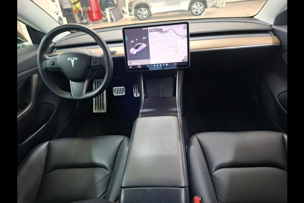 Tesla Model 3 Standard RWD Plus 60 kWh NL-AUTO | LEDER | PANO |