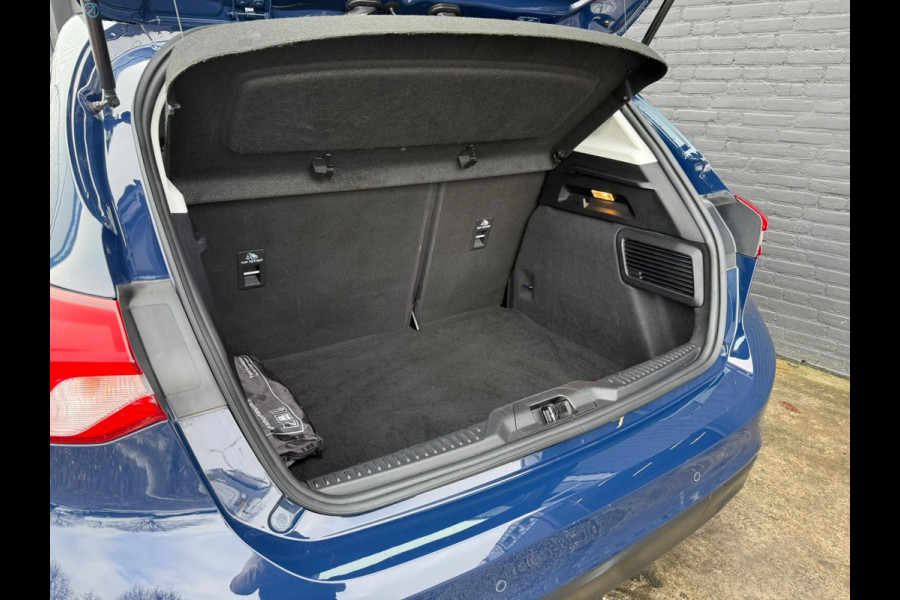 Ford Focus 1.0 EcoBoost Titanium Business CARPLAY | NAVI | PDC | KEYLESS | NWE