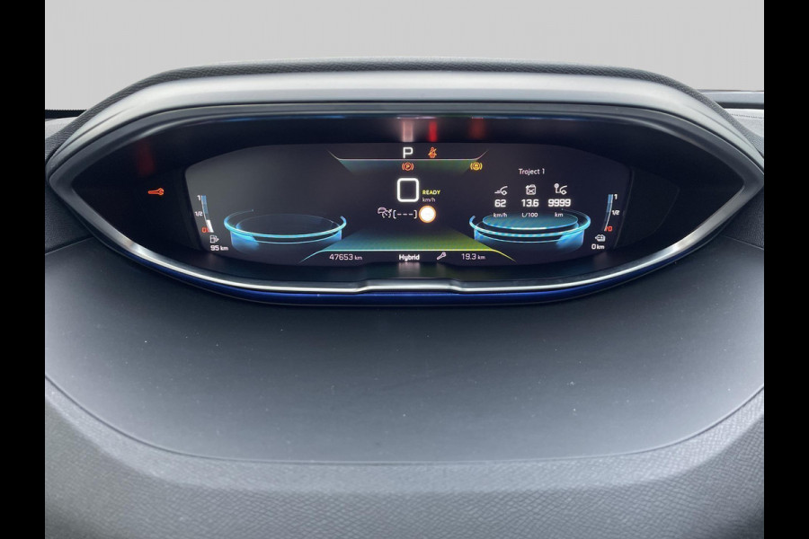 Peugeot 3008 1.6 HYbrid 225 GT | panoramadak | Focal Audio | ACC |