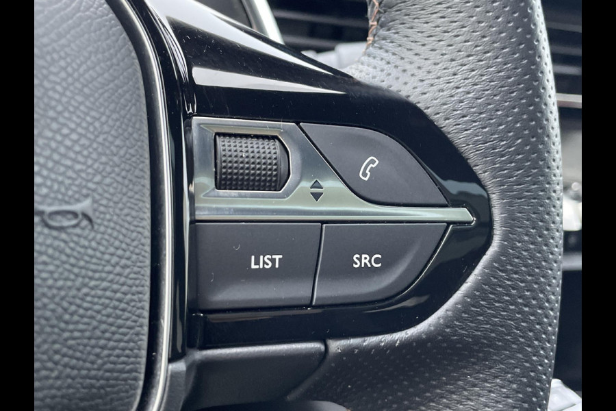 Peugeot 3008 1.6 HYbrid 225 GT | panoramadak | Focal Audio | ACC |