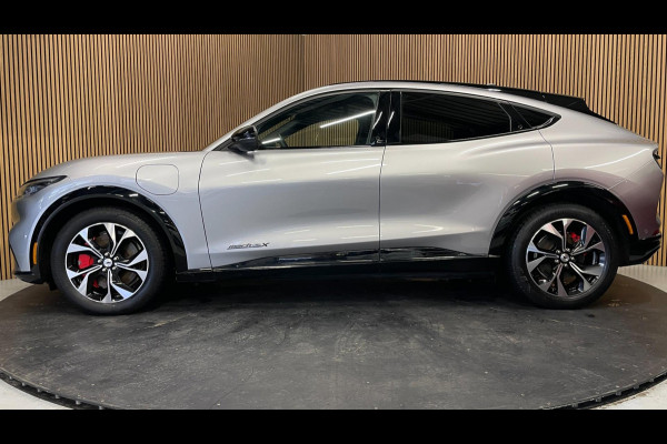 Ford Mustang Mach-E Extended AWD 98 kWh|90% SOH|TREKHAAK|PANO|LEDER|B&O|ACC|360+V+A-CAMERA|CARPLAY|STOEL+STUURVERW|NL|IN BTW|NAP|