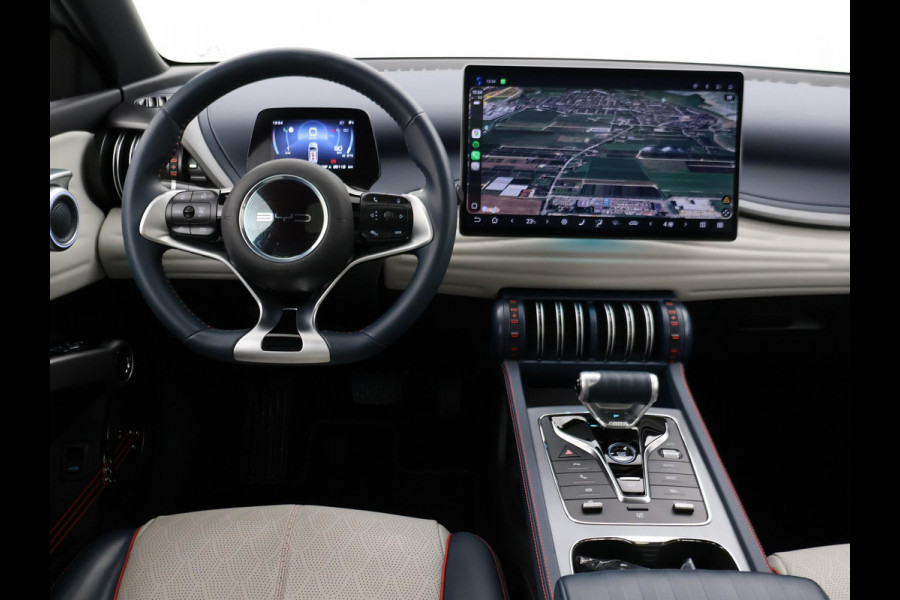 BYD ATTO 3 DESIGN 60 kWh + SCHUIFDAK | LEDER | 360 CAMERA | 15,6" SCHERM | WARMTEPOMP | ADAPTIVE CRUISE