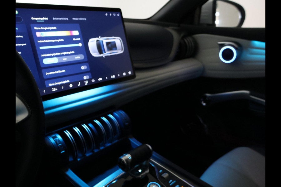 BYD ATTO 3 DESIGN 60 kWh + SCHUIFDAK | LEDER | 360 CAMERA | 15,6" SCHERM | WARMTEPOMP | ADAPTIVE CRUISE