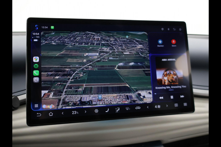 BYD ATTO 3 DESIGN 60 kWh + SCHUIFDAK | LEDER | 360 CAMERA | 15,6" SCHERM | WARMTEPOMP | ADAPTIVE CRUISE