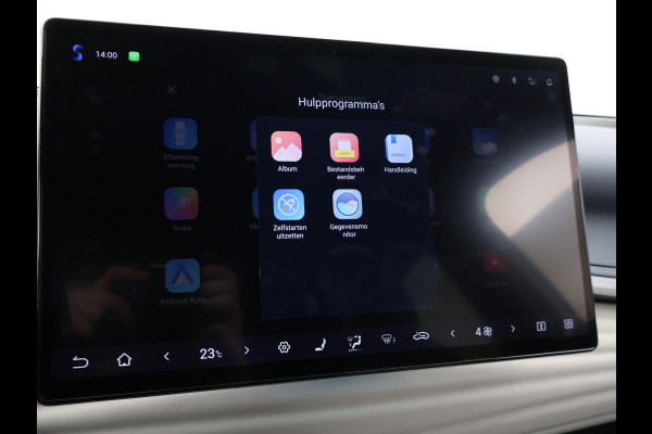 BYD ATTO 3 DESIGN 60 kWh + SCHUIFDAK | LEDER | 360 CAMERA | 15,6" SCHERM | WARMTEPOMP | ADAPTIVE CRUISE