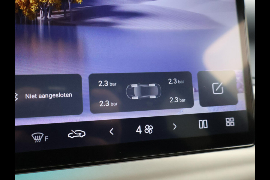 BYD ATTO 3 DESIGN 60 kWh + SCHUIFDAK | LEDER | 360 CAMERA | 15,6" SCHERM | WARMTEPOMP | ADAPTIVE CRUISE