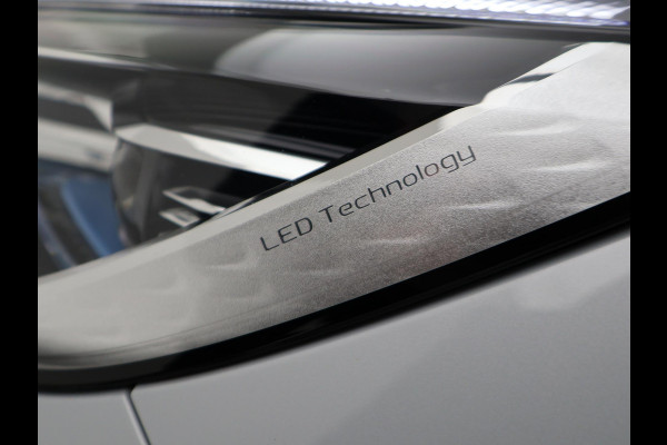 BYD ATTO 3 DESIGN 60 kWh + SCHUIFDAK | LEDER | 360 CAMERA | 15,6" SCHERM | WARMTEPOMP | ADAPTIVE CRUISE