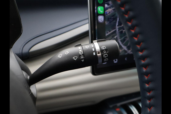 BYD ATTO 3 DESIGN 60 kWh + SCHUIFDAK | LEDER | 360 CAMERA | 15,6" SCHERM | WARMTEPOMP | ADAPTIVE CRUISE