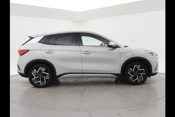 BYD ATTO 3 DESIGN 60 kWh + SCHUIFDAK | LEDER | 360 CAMERA | 15,6" SCHERM | WARMTEPOMP | ADAPTIVE CRUISE