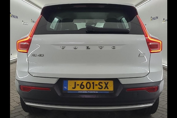 Volvo XC40 1.5 T5 Automaat | Leren bekleding | Stoel- en stuurverwarming | Achteruitrijcamera | Trekhaak uitklapbaar | Harman/kardon audio