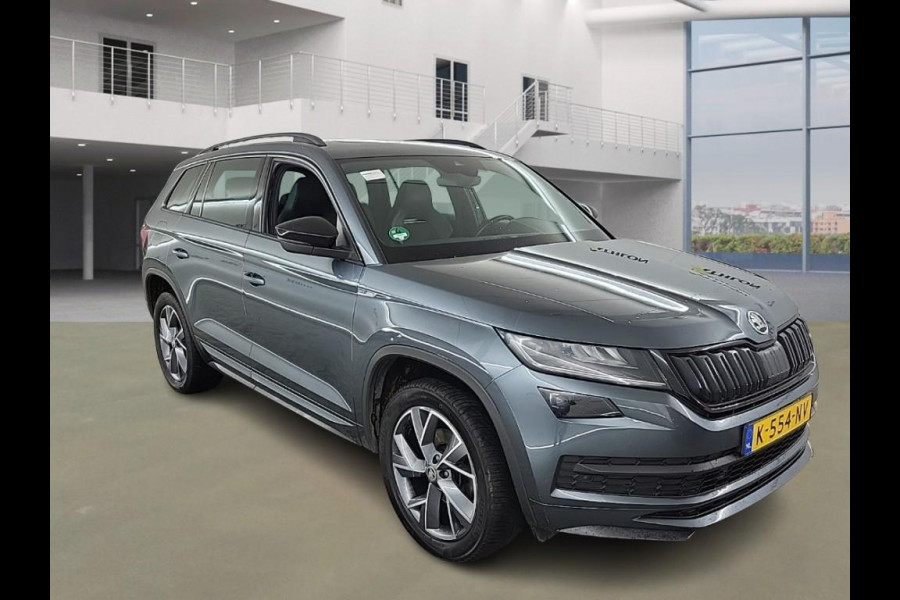 Škoda Kodiaq 1.5 TSI Sportline Automaat | Panoramadak | Trekhaak | LED verlichting | Elektrisch bedienbare achterklep | Panoramadak | Voorsto