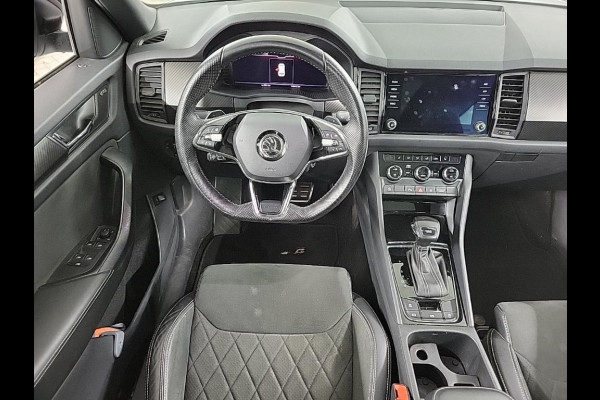 Škoda Kodiaq 1.5 TSI Sportline Automaat | Panoramadak | Trekhaak | LED verlichting | Elektrisch bedienbare achterklep | Panoramadak | Voorsto