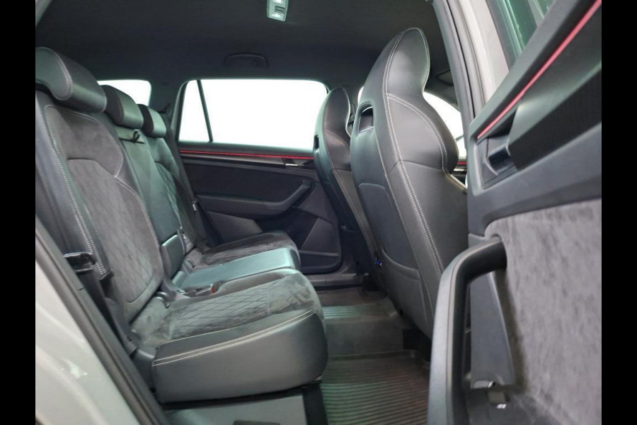 Škoda Kodiaq 1.5 TSI Sportline Automaat | Adaptieve cruise control | Lane assist | Canton HiFi installatie | Keyless entry & start | Parkeers