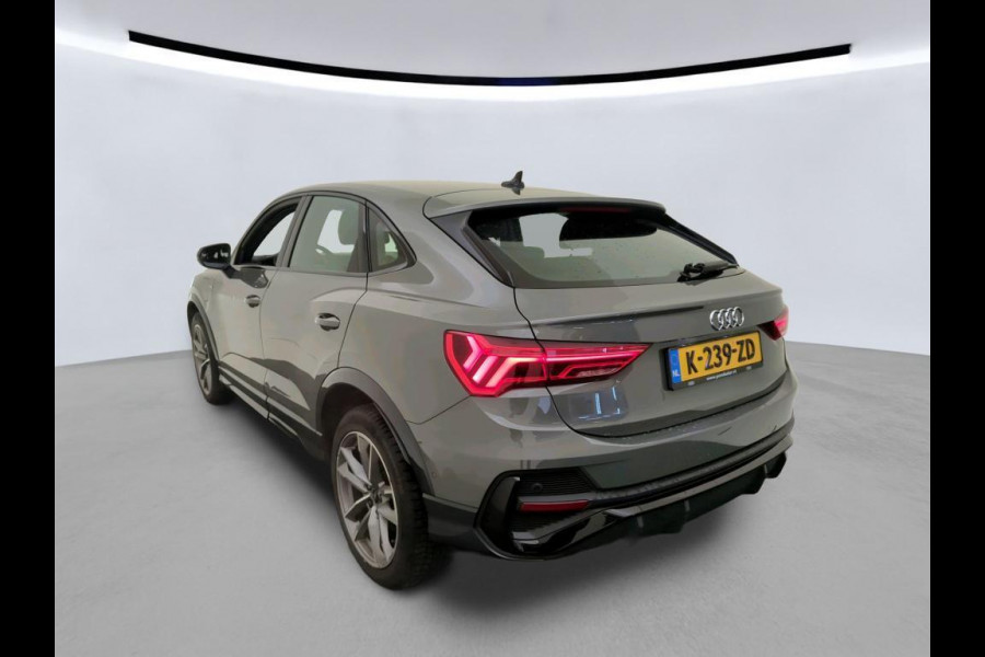 Audi Q3 Sportback 45 TFSI e S Edition Automaat | Keyless entry & start | Chronosgrijs | Stoelverwarming | Sonos Audio HiFi | Zwart optiek | Elektr