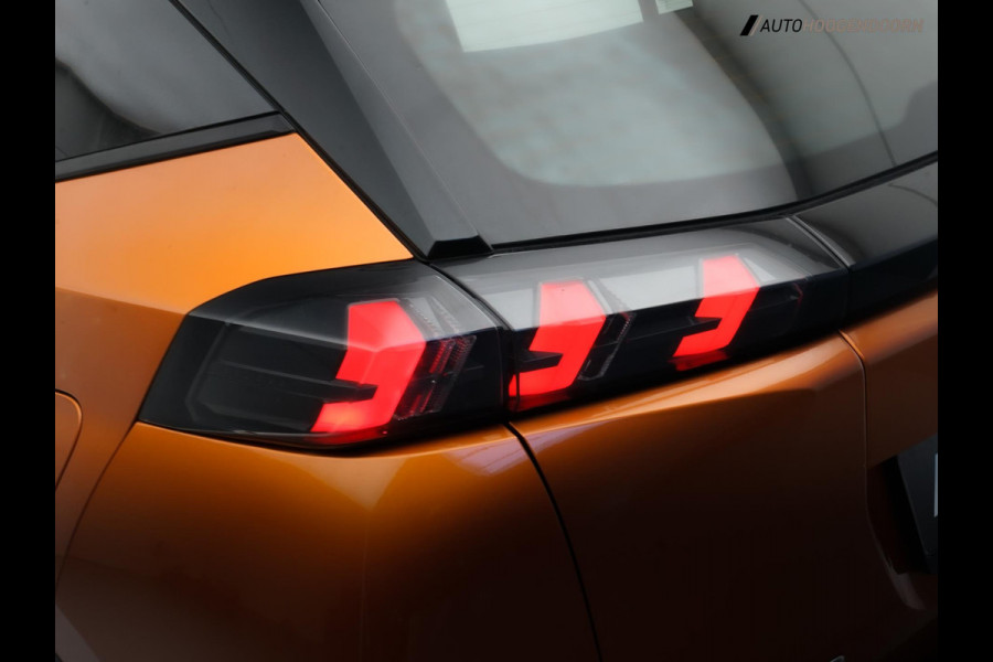 Peugeot 2008 1.2 PureTech Active Sport (APPLE CARPLAY,LED,CAMERA,PARKEERSENSOR,CRUISE,LANE ASSIST,CLIMATE,NIEUWE APK,TOPCONDITIE)