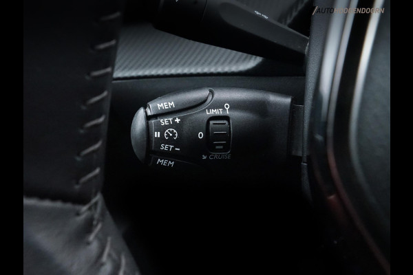Peugeot 2008 1.2 PureTech Active Sport (APPLE CARPLAY,LED,CAMERA,PARKEERSENSOR,CRUISE,LANE ASSIST,CLIMATE,NIEUWE APK,TOPCONDITIE)