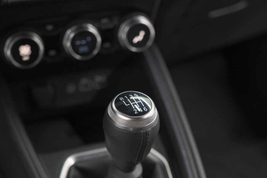 Renault Clio TCe 90 GPF techno | 360 Camera | Adaptieve Cruise Control | 9.3 Inch Groot Scherm