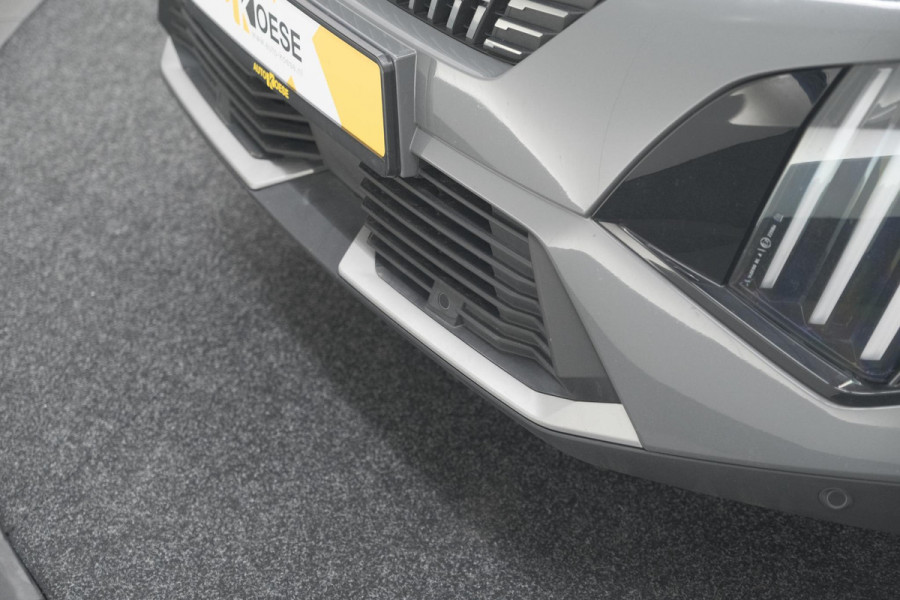 Peugeot 2008 PureTech 130 EAT8 Allure | 100% Benzine | Parkeersensoren Voor + Achter | Apple CarPlay | Climate Control