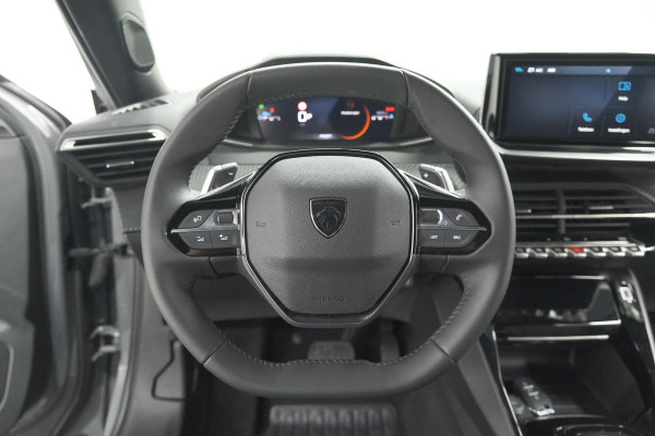 Peugeot 2008 PureTech 130 EAT8 Allure | 100% Benzine | Parkeersensoren Voor + Achter | Apple CarPlay | Climate Control