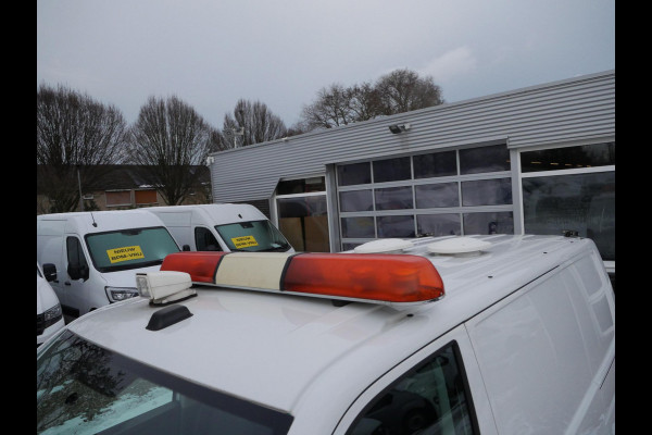 Volkswagen Transporter 2.0 TDI 150PK, L1H1, DSG-automaat, Airco, 2 x Schuifdeur, Dierenambulance-inrichting, Hondenvervoer