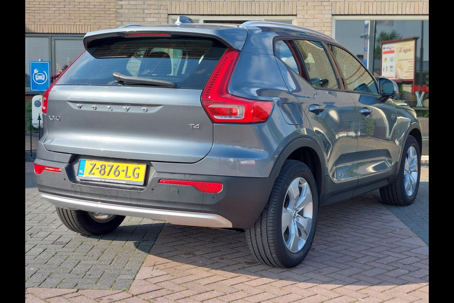 Volvo XC40 2.0 T4 R-Design | Leder | Trekhaak | Panodak