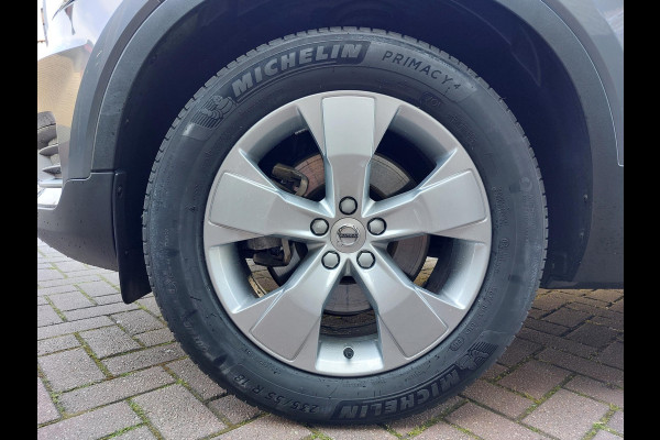 Volvo XC40 2.0 T4 R-Design | Leder | Trekhaak | Panodak