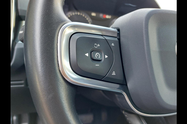 Volvo XC40 2.0 T4 R-Design | Leder | Trekhaak | Panodak