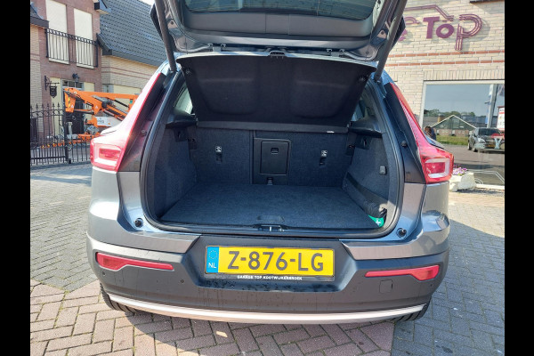 Volvo XC40 2.0 T4 R-Design | Leder | Trekhaak | Panodak