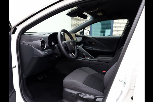 Toyota C-HR 2.0 PHEV 220 Dynamic | Bi-Tone | Premium Navi | Dodehoek