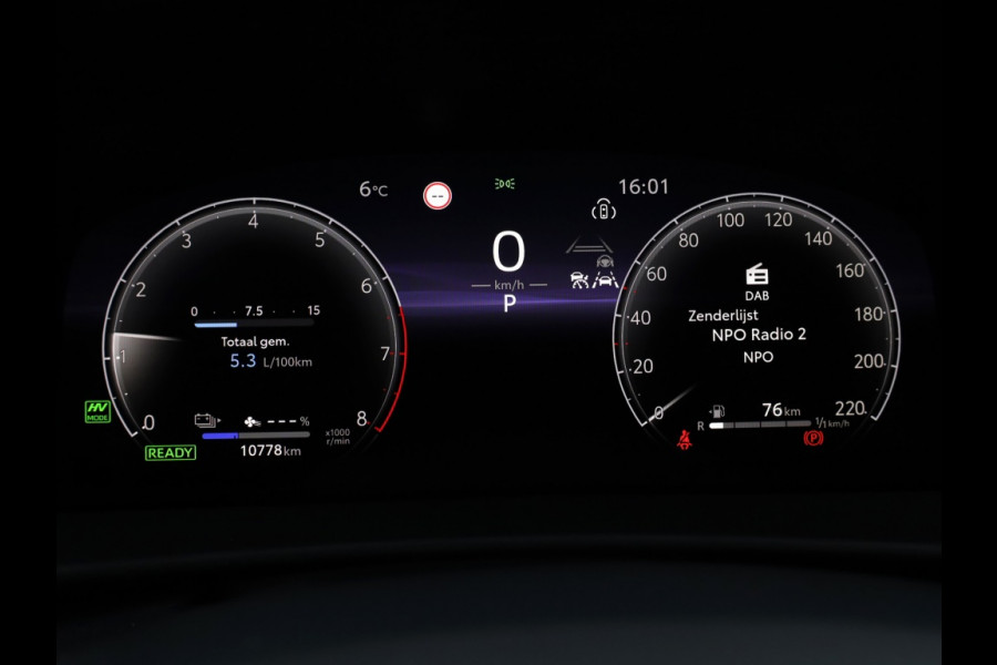 Toyota C-HR 2.0 PHEV 220 Dynamic | Bi-Tone | Premium Navi | Dodehoek